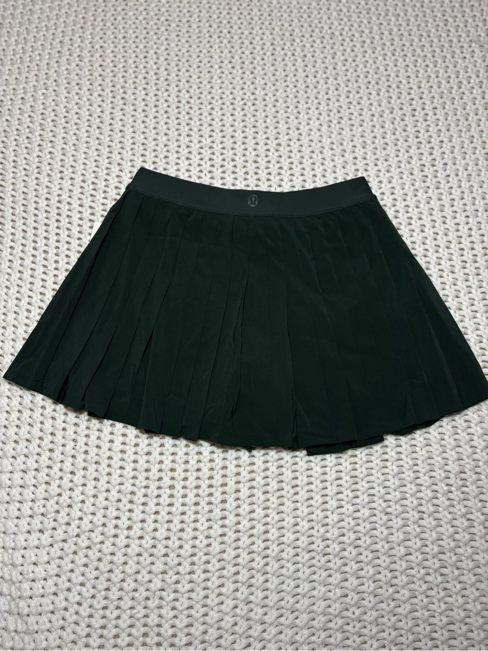 NWT lululemon legacy green high rise pleated tennis skirt size 8